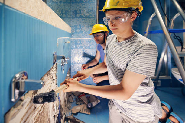 Best Emergency Mold Remediation  in Saugatuck, CT